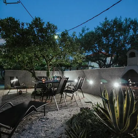 Bagattino-trogir Near Old Town Apartman