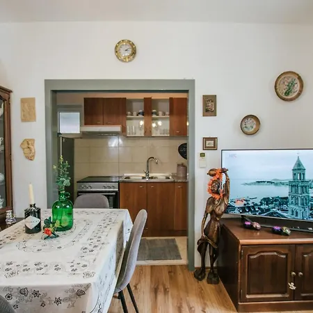 Bagattino-trogir Near Old Town *