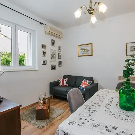 Bagattino-trogir Near Old Town *