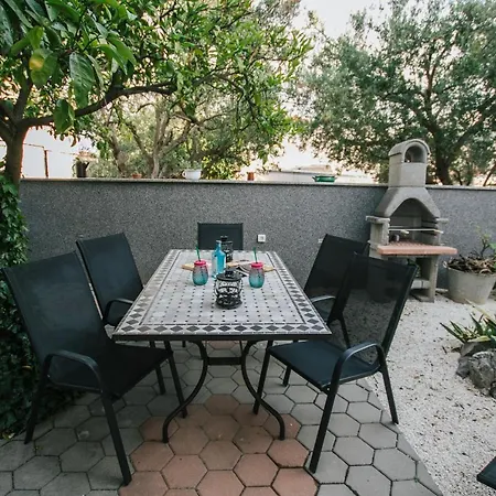 Bagattino-trogir Near Old Town * Τρογκίρ