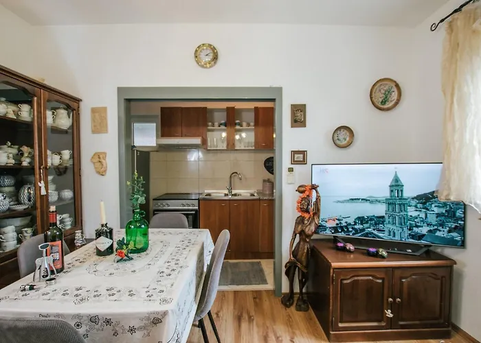 Bagattino-trogir Near Old Town *