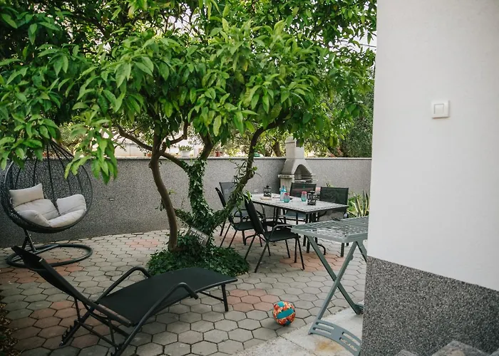 Bagattino-trogir Near Old Town Apartamento